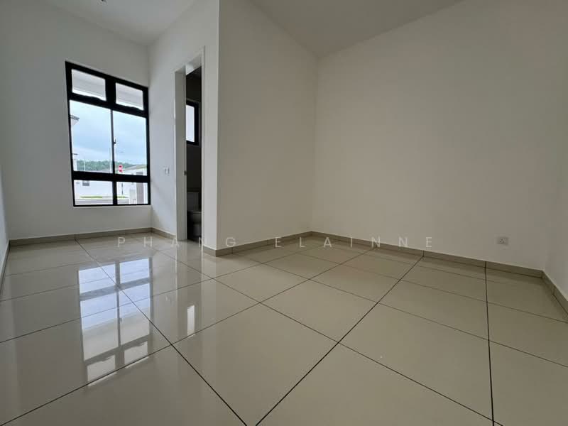 2-storey Terraced House for Sale in Taman Ekoflora (Johor Bahru) - Phang Elainne - Interior - PropertyGuru.com.my