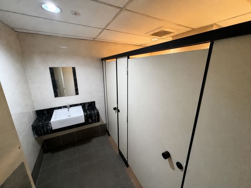Pejabat untuk Disewa di Petaling Jaya (Selangor) - TK Yong - Bathroom - PropertyGuru.com.my