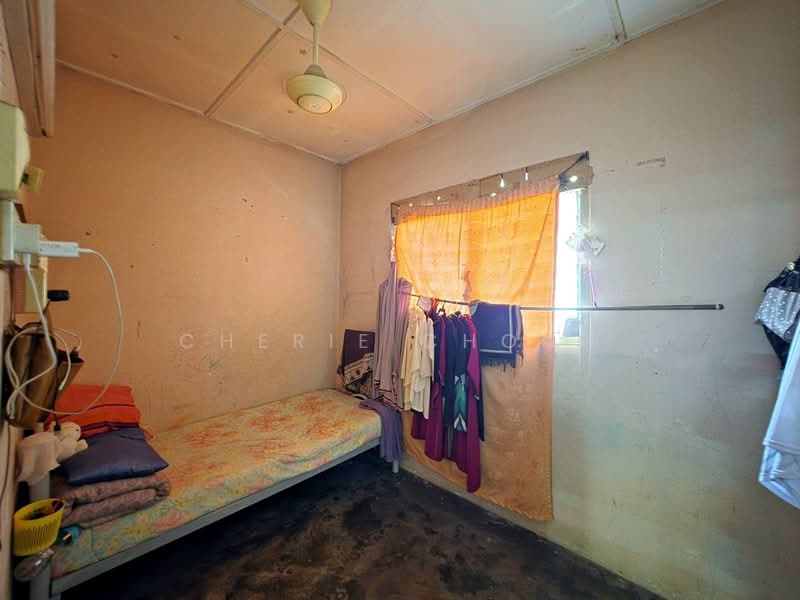 1-storey Terraced House for Sale in Taman Desa Pinji (Lahat) - Cherie Chong - PropertyGuru.com.my