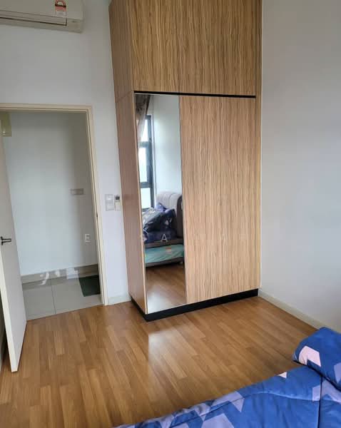Kondominium untuk Dijual di Lakeville Residence - Elisa Yap - Bedroom - PropertyGuru.com.my