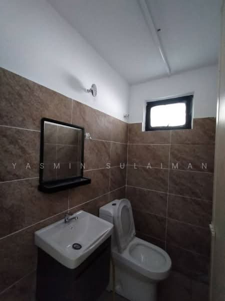 2-storey Terraced House for Sale in Wangsa Maju (Kuala Lumpur) - Yasmin Sulaiman - Bathroom - PropertyGuru.com.my