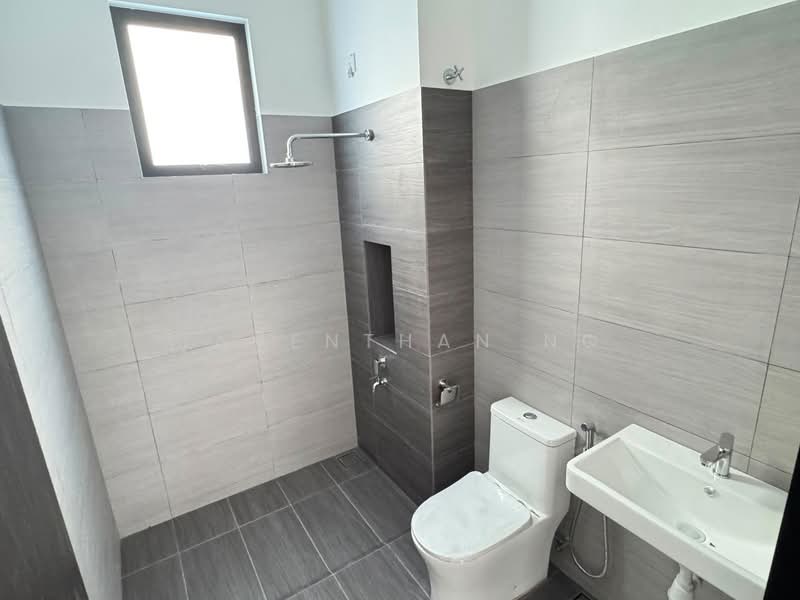 2-storey Terraced House for Sale in Taman Impian Emas (Skudai) - Javenthan Ng - Bathroom - PropertyGuru.com.my
