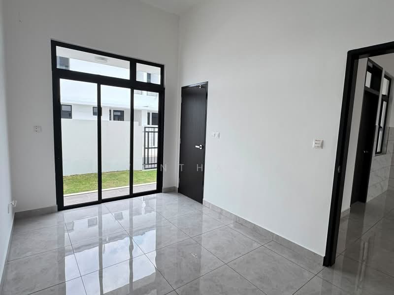2-storey Terraced House for Sale in Taman Impian Emas (Skudai) - Javenthan Ng - Living Room - PropertyGuru.com.my