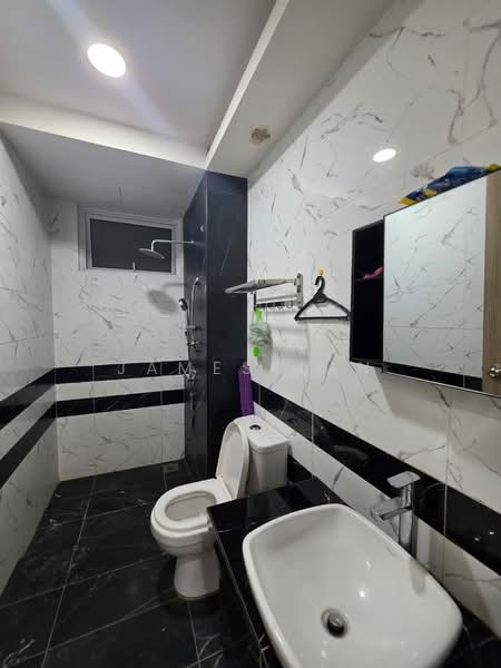 Kondominium untuk Dijual di QuayWest Residence - James Tan - Bathroom - PropertyGuru.com.my