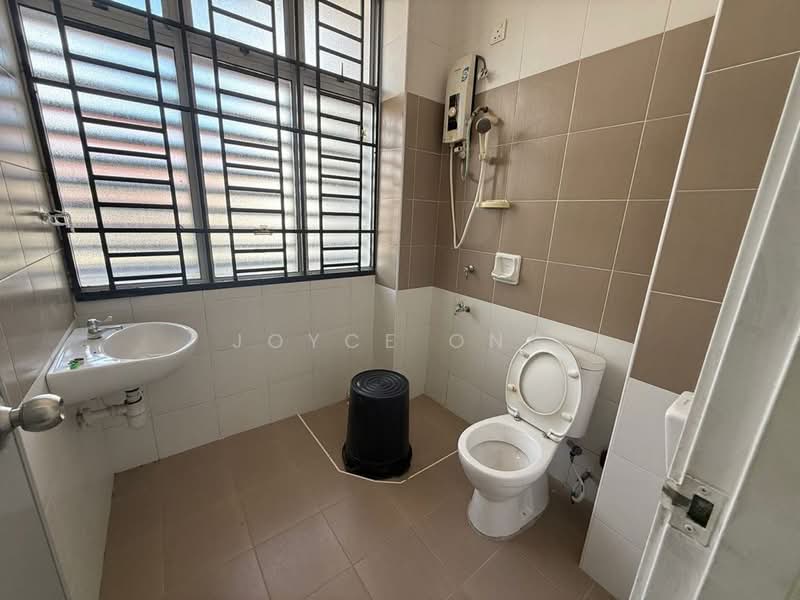 2-storey Terraced House for Sale in Taman Nusa Sentral (Iskandar Puteri (Nusajaya)) - Joyce Ong - Bathroom - PropertyGuru.com.my