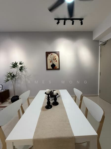 Service Residence for Rent at Quinn Residence - James Wong - Dining Room - PropertyGuru.com.my