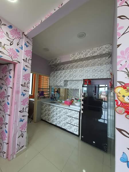 Apartment for Sale at Seri Austin Residence (Pangsapuri Seri Austin) - Johnson Chong - Kitchen - PropertyGuru.com.my