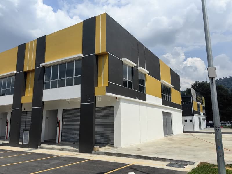 Kedai untuk Disewa di Kampung Tasik Tambahan (Ampang) - Debbie Yee - Exterior - PropertyGuru.com.my