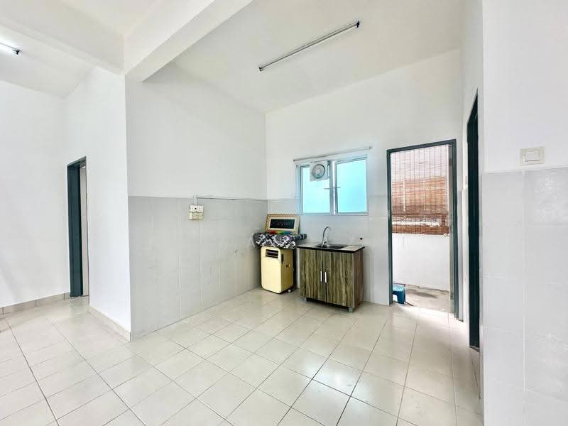 Townhouse for Sale in Sungai Buloh (Selangor) - Amirah Azmi - PropertyGuru.com.my