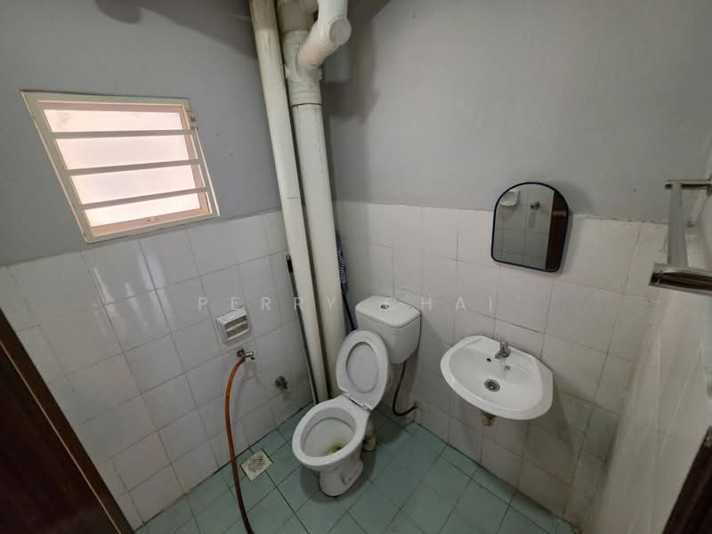 Apartment for Rent at Laguna Biru - Perry Chai - Bathroom - PropertyGuru.com.my