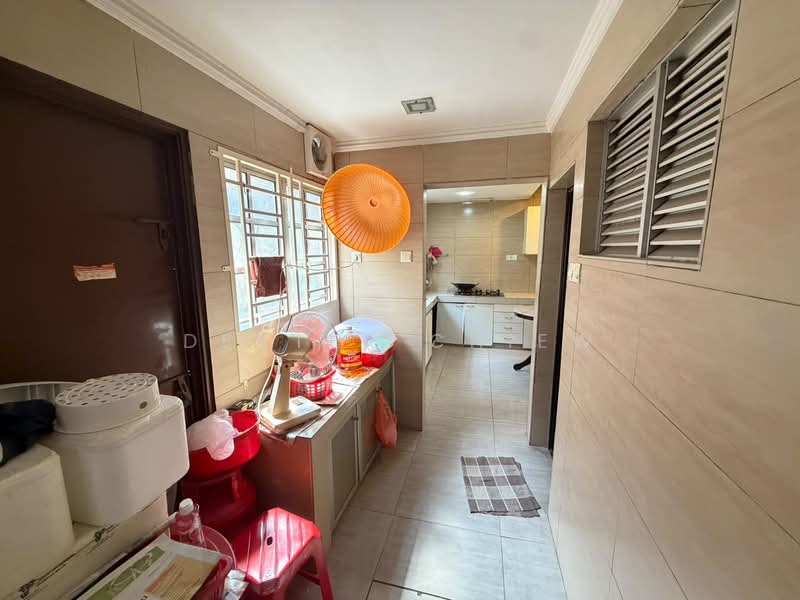 Rumah Teres untuk Dijual di Bandar Country Homes (Rawang) - Dexter Chiew - Kitchen - PropertyGuru.com.my