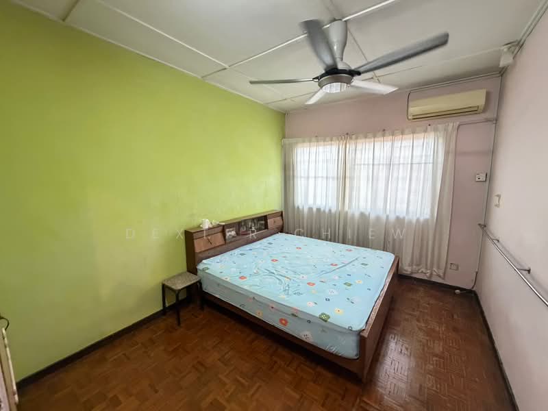 Rumah Teres untuk Dijual di Bandar Country Homes (Rawang) - Dexter Chiew - Bedroom - PropertyGuru.com.my
