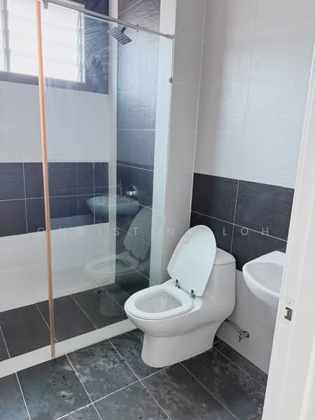 Rumah Berkembar untuk Disewa di Bukit Panchor (Nibong Tebal) - Christina Loh - Bathroom - PropertyGuru.com.my