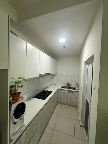 Kediaman Servis untuk Dijual di Kenwingston Square Garden - Kim Chan - Kitchen - PropertyGuru.com.my