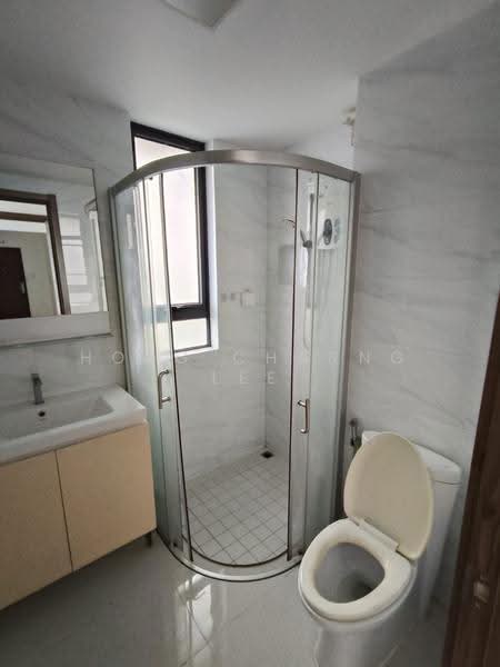 Apartment for Rent at Starview Bay @ Forest City - Hong Charng Lee - Bathroom - PropertyGuru.com.my