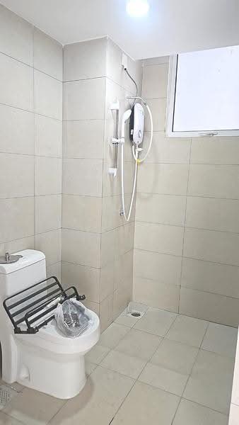 Kediaman Servis untuk Disewa di Vista Tiara (MBW Bay) - Janice Yong - Bathroom - PropertyGuru.com.my