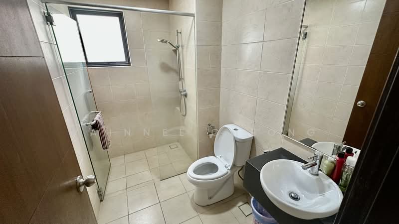 Condominium for Rent at Nautica Lake Suites - Rainnee Cheong - Bathroom - PropertyGuru.com.my