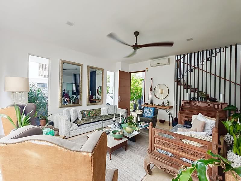 Banglo Lot Kosong untuk Dijual di Lakefront Villa (Cyberjaya) - NORFADILAH ZAINUDDIN - Living Room - PropertyGuru.com.my