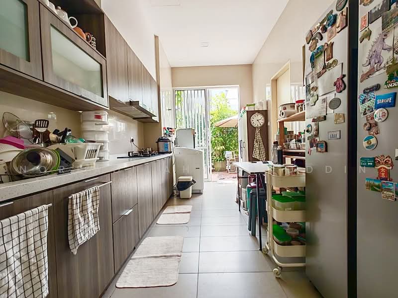 Banglo Lot Kosong untuk Dijual di Lakefront Villa (Cyberjaya) - NORFADILAH ZAINUDDIN - Kitchen - PropertyGuru.com.my