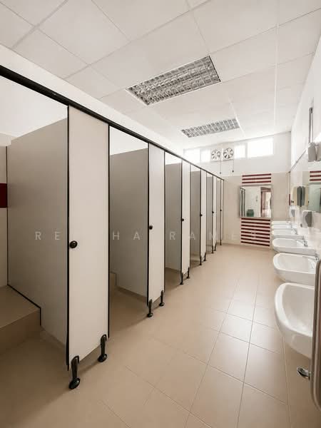 Pejabat untuk Dijual di George Town (Penang) - Ressha Ramesh - Bathroom - PropertyGuru.com.my