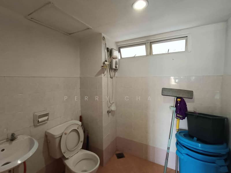 Pangsapuri untuk Disewa di Suria Kipark Damansara - Perry Chai - Bathroom - PropertyGuru.com.my