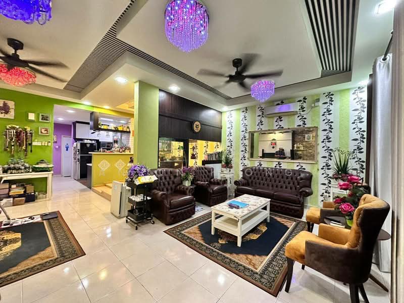2-storey Terraced House for Sale in Mutiara Rini (Skudai) - Anson Hiong - Living Room - PropertyGuru.com.my