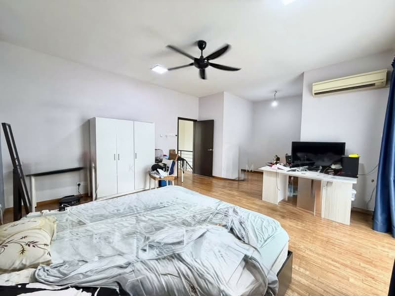 Rumah Teres 2-Tingkat untuk Dijual di Taman Molek (Johor Bahru) - Karl Lim - Bedroom - PropertyGuru.com.my