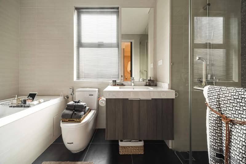 Service Residence for Sale at Skyline Embassy - Ambrose Too - Bathroom - PropertyGuru.com.my