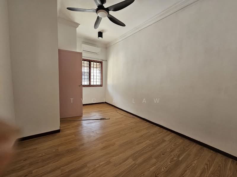 2-storey Terraced House for Sale in Taman Mount Austin (Tebrau) - Tycia Law - Interior - PropertyGuru.com.my