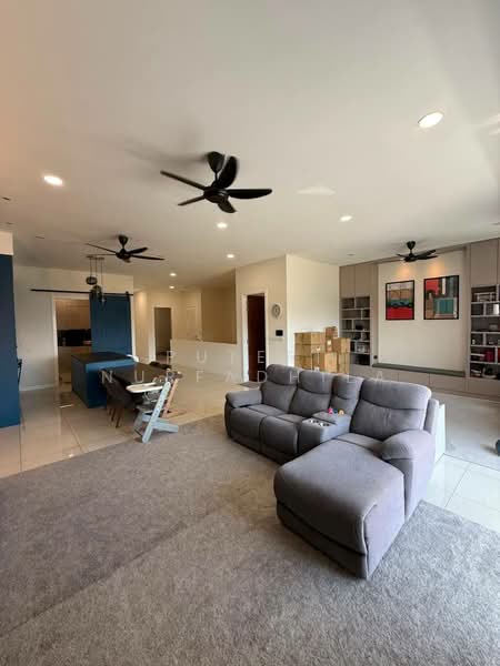 Townhouse for Rent in Mont Kiara (Kuala Lumpur) - Puteri Nurfadhila - Living Room - PropertyGuru.com.my