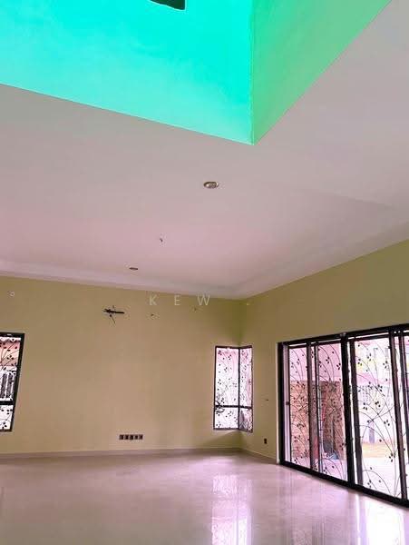Bungalow House for Sale in Taman Melawati (Ulu Kelang) - Kew . - Living Room - PropertyGuru.com.my