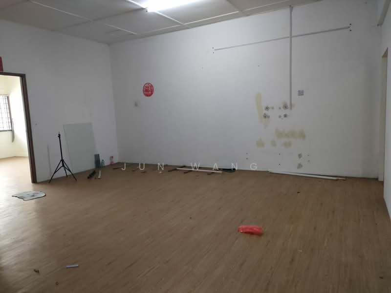 Shop for Rent in Taman Johor Jaya (Johor Bahru) - Jun Wang - Interior - PropertyGuru.com.my