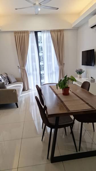 Kediaman Servis untuk Disewa di The Sentral Suites - Andrew Loh - Living Room - PropertyGuru.com.my