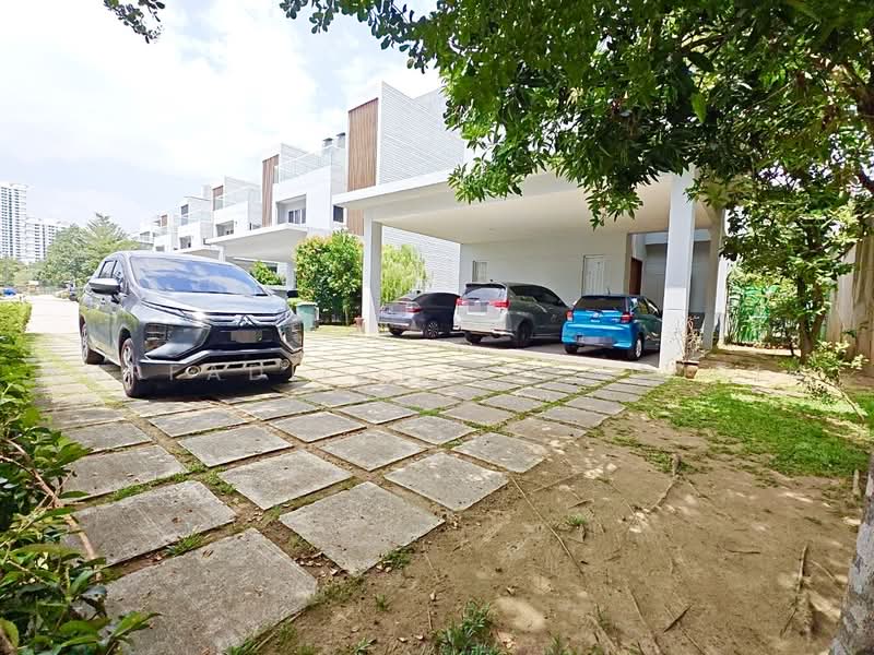 Bungalow House untuk Dijual di Lakefront Villa (Cyberjaya) - NORFADILAH ZAINUDDIN - Exterior - PropertyGuru.com.my