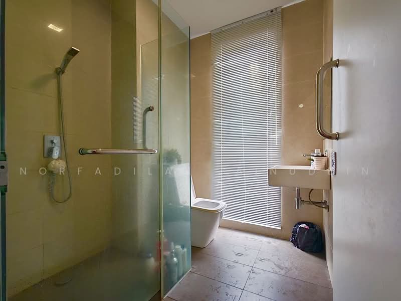 Bungalow House untuk Dijual di Lakefront Villa (Cyberjaya) - NORFADILAH ZAINUDDIN - Bathroom - PropertyGuru.com.my