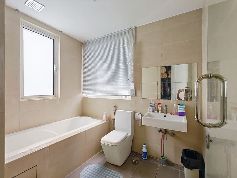 Bungalow House untuk Dijual di Lakefront Villa (Cyberjaya) - NORFADILAH ZAINUDDIN - Bathroom - PropertyGuru.com.my