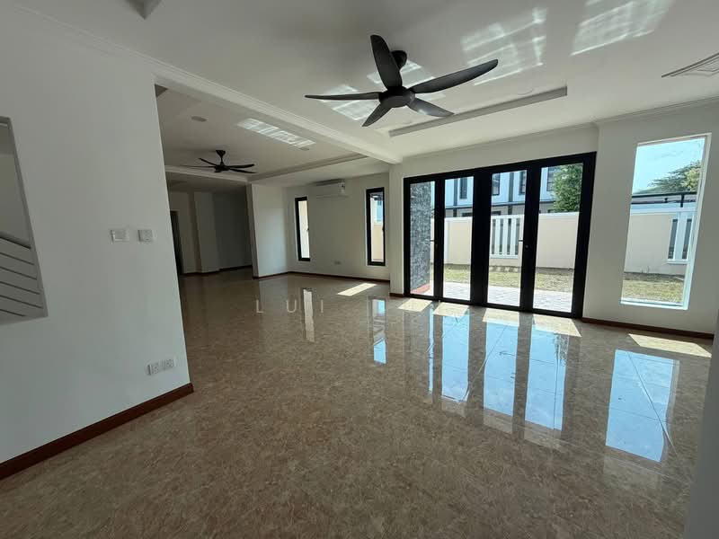 Rumah Teres 2-Tingkat untuk Disewa di Setia Tropika (Johor Bahru) - Lui Lui - Living Room - PropertyGuru.com.my