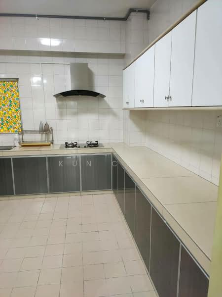 Kondominium untuk Disewa di Pelita Indah - Kun Chai - Kitchen - PropertyGuru.com.my