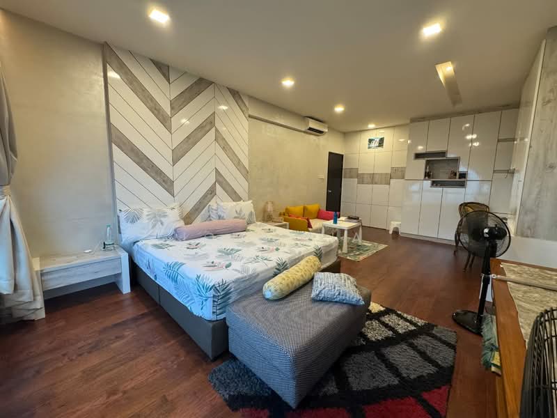 Kediaman Servis untuk Disewa di Molek Regency - John Sia - Bedroom - PropertyGuru.com.my