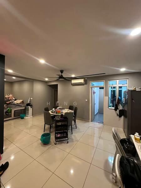 Apartment for Sale at Austin Suites (Permata Austin) - Heng . - Living Room - PropertyGuru.com.my
