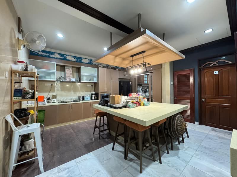Semi-Detached House for Sale in Beverly Heights (Ampang) - Dlynie Ooi - Kitchen - PropertyGuru.com.my