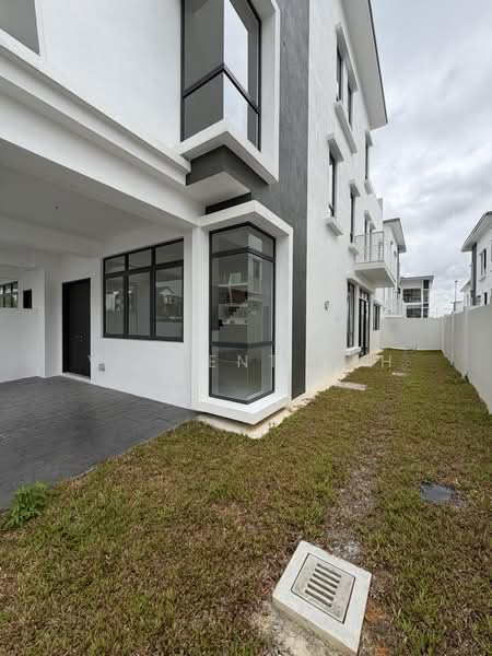 Rumah Kluster untuk Dijual di Abadi Heights (Puchong) - Vincent Beh - Exterior - PropertyGuru.com.my