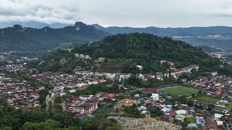 3-storey Terraced House for Sale in Taman Melawati (Ulu Kelang) - Lucas Choo - Exterior - PropertyGuru.com.my