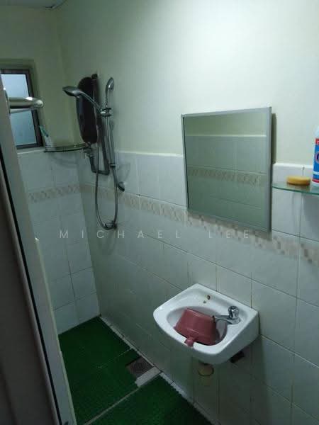 Apartment for Rent at Palma Puteri - Michael Lee - Bathroom - PropertyGuru.com.my