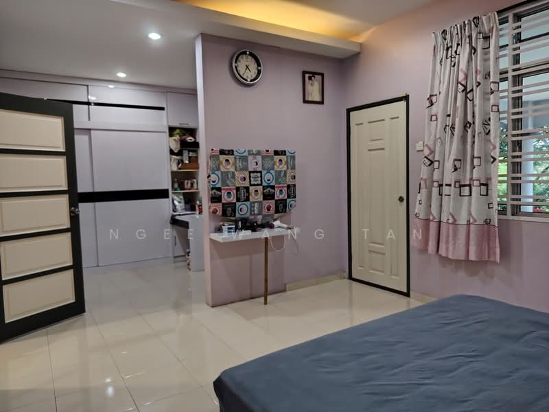 Rumah Teres 2-Tingkat untuk Dijual di Taman Krubong Utama (Krubong) - Ngee Wang Tan - Bedroom - PropertyGuru.com.my