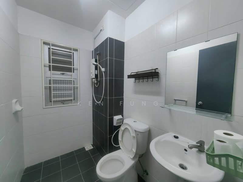 Kediaman Servis untuk Disewa di Saville @ Kajang - Ken Fung - Bathroom - PropertyGuru.com.my
