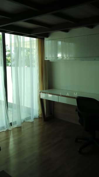 Pangsapuri untuk Dijual di Molek Pine 3 - Elynn Lam - Study - PropertyGuru.com.my