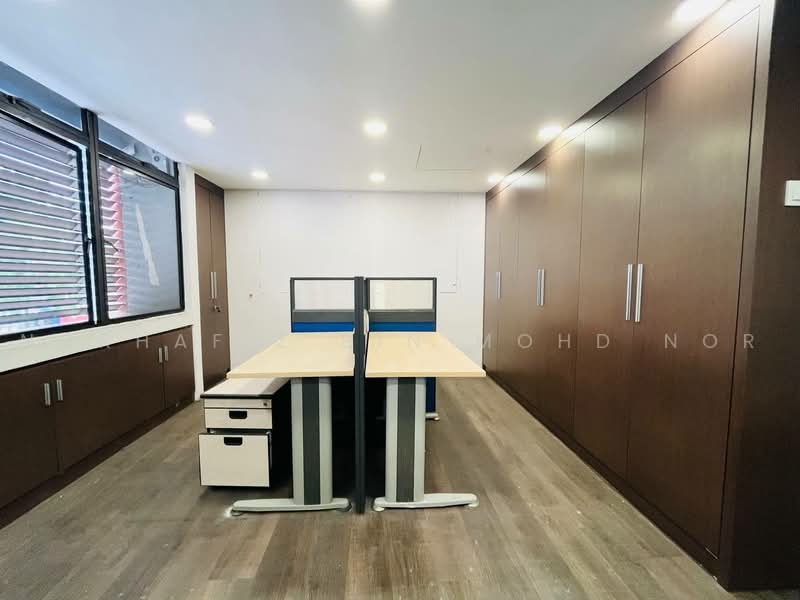 Shop / Office untuk Disewa di Seksyen 20 (Shah Alam) - Norhafiz Bin Mohd Nor - Interior - PropertyGuru.com.my