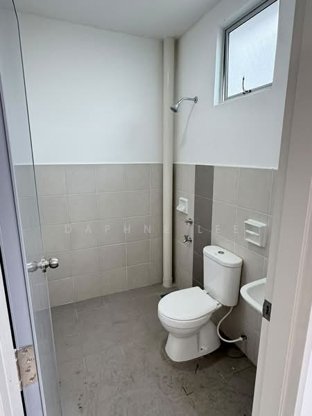 Terraced House for Rent in Pasir Gudang (Johor) - Daphne Lee - Bathroom - PropertyGuru.com.my