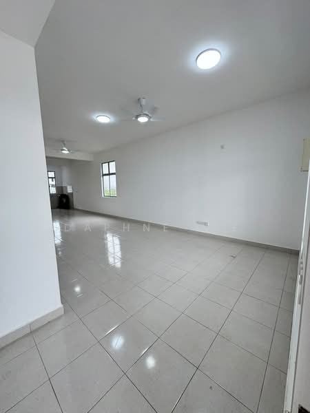 Terraced House for Rent in Pasir Gudang (Johor) - Daphne Lee - Living Room - PropertyGuru.com.my